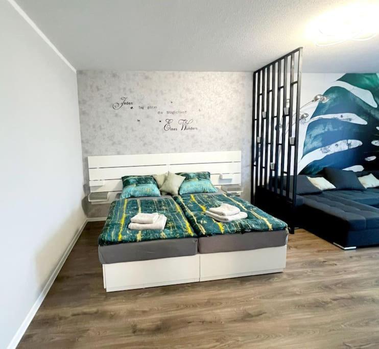 מולהיים אן דר רור Grosse 3-Zimmer Wohnung, Zentrale Lage. מראה חיצוני תמונה