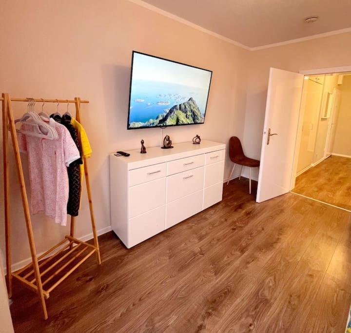 מולהיים אן דר רור Grosse 3-Zimmer Wohnung, Zentrale Lage. מראה חיצוני תמונה