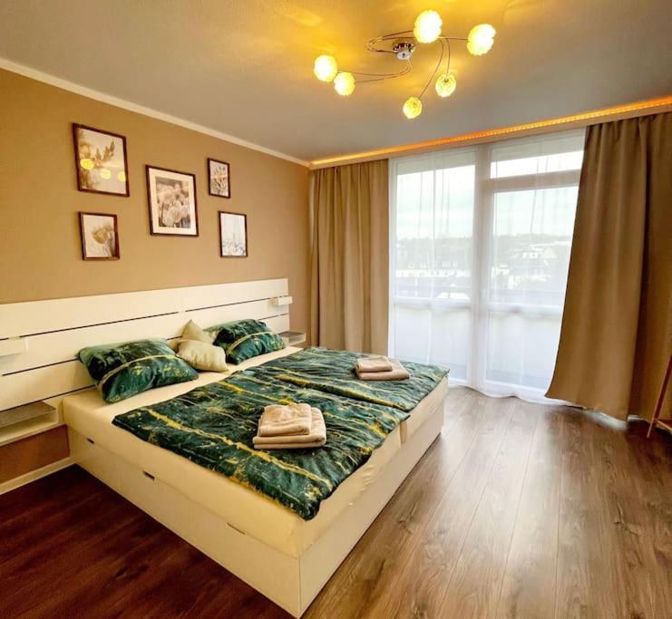 מולהיים אן דר רור Grosse 3-Zimmer Wohnung, Zentrale Lage. מראה חיצוני תמונה