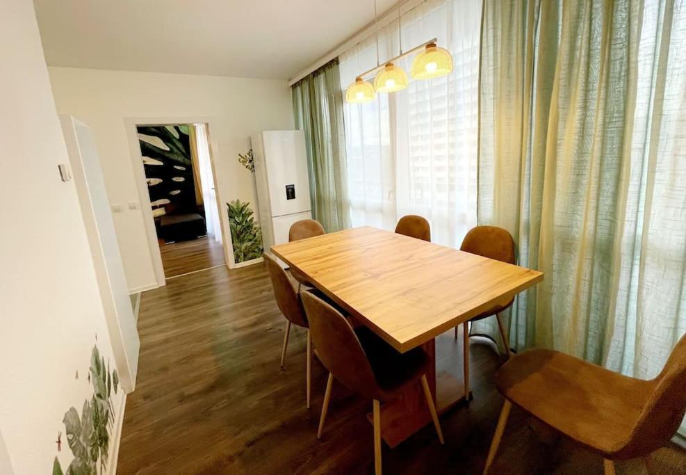 מולהיים אן דר רור Grosse 3-Zimmer Wohnung, Zentrale Lage. מראה חיצוני תמונה
