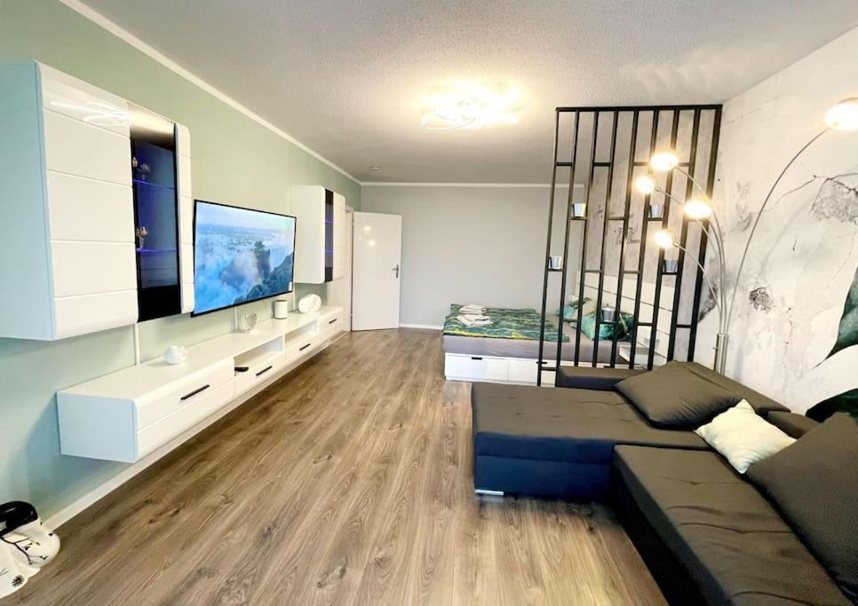 מולהיים אן דר רור Grosse 3-Zimmer Wohnung, Zentrale Lage. מראה חיצוני תמונה